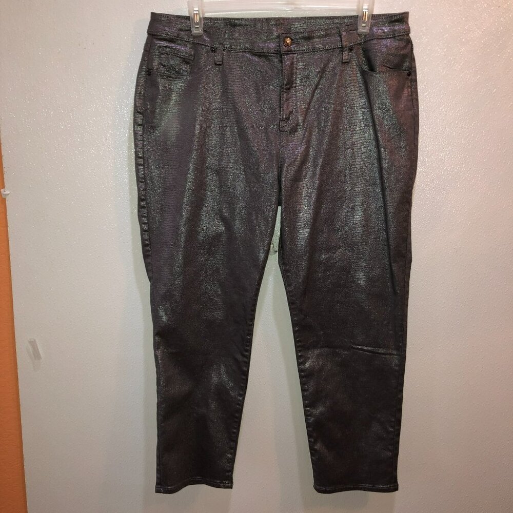 Chicos Womens Size 3.5 18 Silver Shimmer Snakeskin Stretch Ankle Pants Pockets - Picture 4 of 9